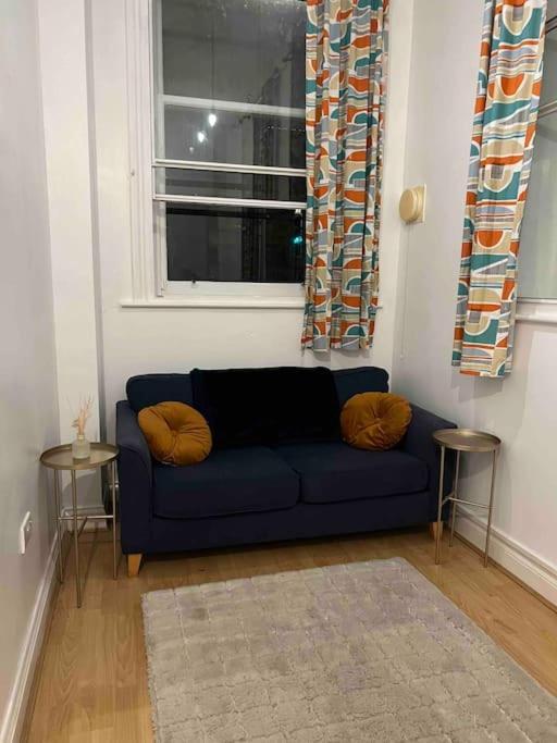 Victorian Stay In Ocean Village Southampton Extérieur photo